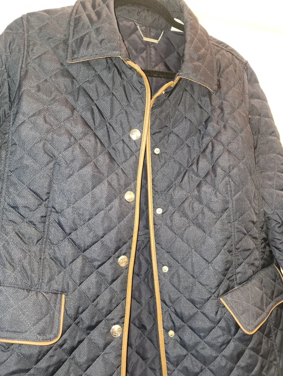 Chico's Size 2 12/14 Quilted Navy Barn Jacket with Brown LeatherTrim - Picture 2 of 10